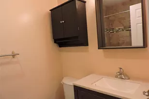 9 Bainbridge St, Roosevelt, NY 11575 - Photo 16