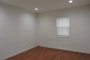 9 Bainbridge St, Roosevelt, NY 11575 - Photo 12