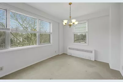 260 Garth Road #4E4, Scarsdale, NY 10583 - Photo 16