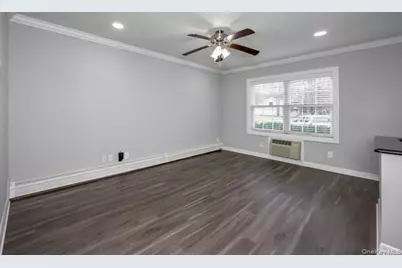 184 Hallock Road #1G1, Lake Grove, NY 11755 - Photo 4