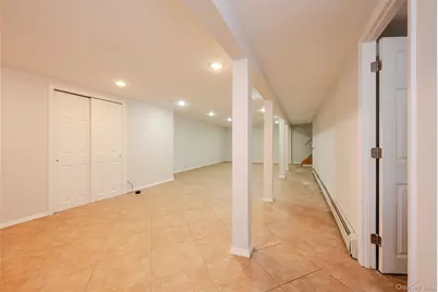 1139 Waverly Avenue, Farmingville, NY 11738 - Photo 12