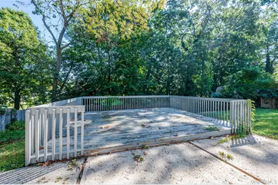 1139 Waverly Avenue, Farmingville, NY 11738 - Photo 16