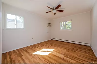 1139 Waverly Avenue, Farmingville, NY 11738 - Photo 8