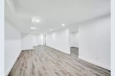 12 George Street, Hampton Bays, NY 11946 - Photo 24