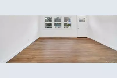 12 George Street, Hampton Bays, NY 11946 - Photo 10