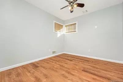 147 W Hampton Road, Lindenhurst, NY 11757 - Photo 16