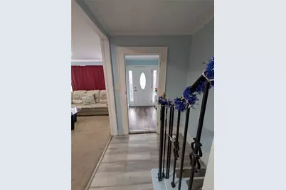 41 Stone Avenue, North Babylon, NY 11703 - Photo 10