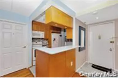 750 Broadway W #3M, Long Beach, NY 11561 - Photo 8