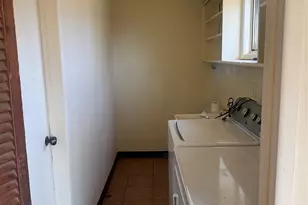 11 Marsha Ln, Brentwood, NY 11717 - Photo 8