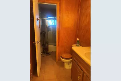 11 Marsha Lane, Brentwood, NY 11717 - Photo 6