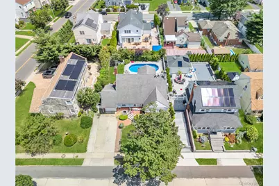 64 Hodson Avenue, Lynbrook, NY 11563 - Photo 8