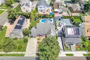 64 Hodson Ave, Lynbrook, NY 11563 - Photo 8