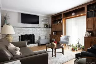 53 Tulipwood Dr, Commack, NY 11725 - Photo 6