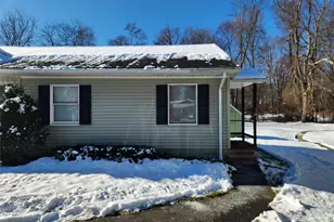 63 Jefferson Rd, Red Hook, NY 12571 - Photo 2