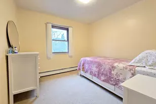 207 N Evergreen Dr, Selden, NY 11784 - Photo 10