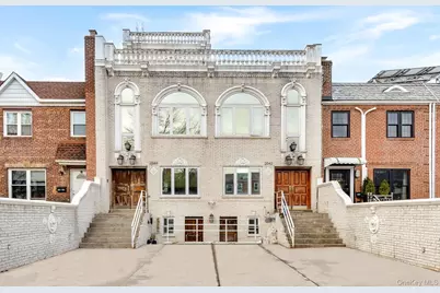 2042 26th Street, Astoria, NY 11105 - Photo 2