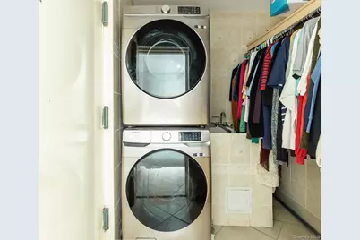 2042 26th Street, Astoria, NY 11105 - Photo 18