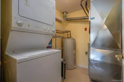 807 Battalion Drive, Stony Point, NY 10980 - Photo 20