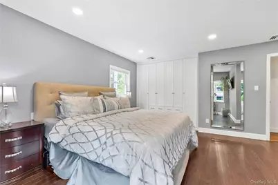 69 Bankside Drive, Centerport, NY 11721 - Photo 20