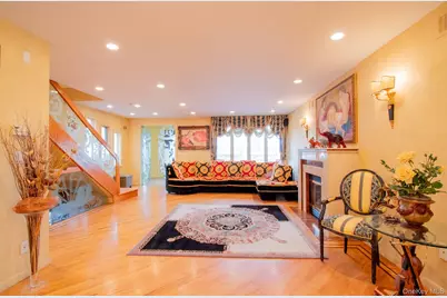 4270 Ocean Avenue, Brooklyn, NY 11235 - Photo 4