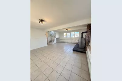 300 Branch Avenue, Freeport, NY 11520 - Photo 32