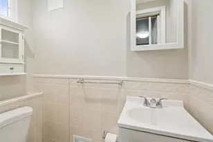 246 W 10th St, Deer Park, NY 11729 - Photo 8