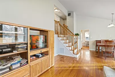 246 W 10th Street, Deer Park, NY 11729 - Photo 14