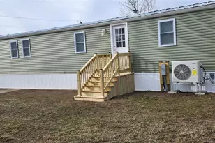 86 Lincoln Ave, Holbrook, NY 11741 - Photo 14