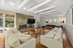 20 Henhawk Rd, Great Neck, NY 11024 - Photo 4