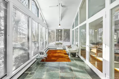 20 Henhawk Road, Great Neck, NY 11024 - Photo 12