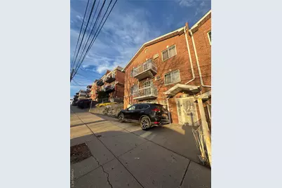 8713 164th Street, Jamaica, NY 11432 - Photo 2