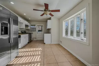 133 Wolf Hill Road, Melville, NY 11747 - Photo 6