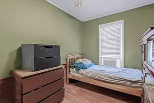 97-36 110th St, Richmond Hill, NY 11419 - Photo 8