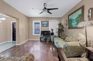 97-36 110th St, Richmond Hill, NY 11419 - Photo 4