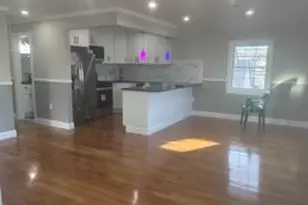 147-26 240th St, Rosedale, NY 11422 - Photo 10