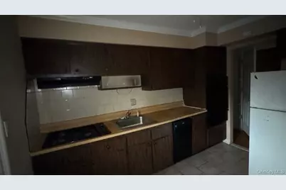 461 Skidmore Road, Deer Park, NY 11729 - Photo 6