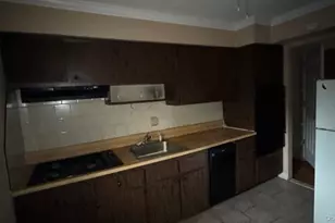 461 Skidmore Rd, Deer Park, NY 11729 - Photo 6