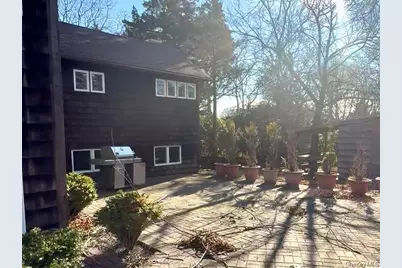 39 Cedar Drive, Southampton, NY 11968 - Photo 20