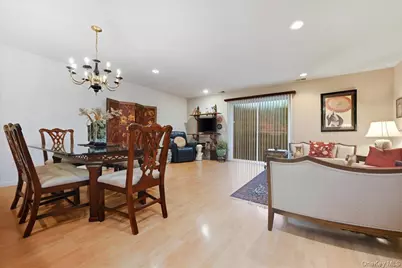 100 Daly Boulevard #2103, Oceanside, NY 11572 - Photo 8