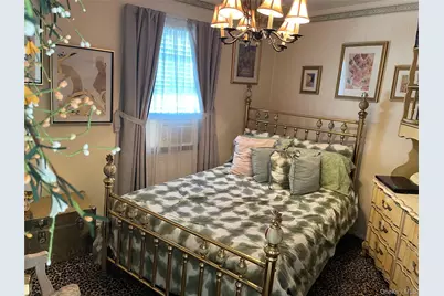 27 Birch Lane, Valley Stream, NY 11581 - Photo 16