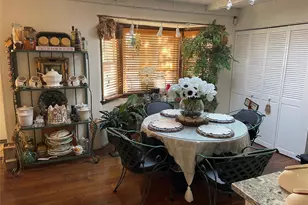 27 Birch Ln, Valley Stream, NY 11581 - Photo 6