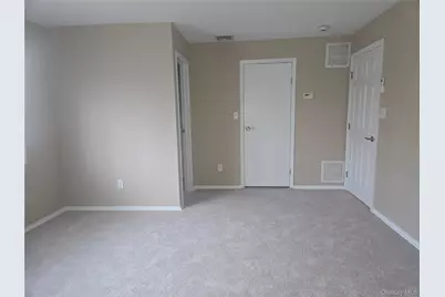 19 Cardinal Lane, East Islip, NY 11730 - Photo 16