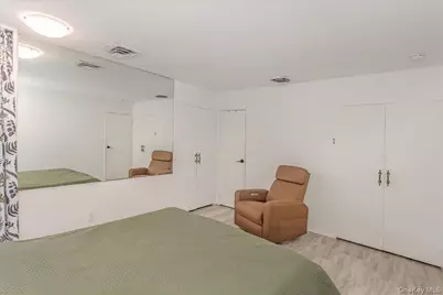 93 Searingtown Road, Albertson, NY 11507 - Photo 8