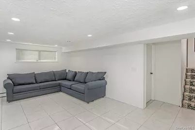 93 Searingtown Road, Albertson, NY 11507 - Photo 14