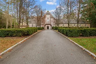 8 Serenite Ln, Muttontown, NY 11791 - Photo 4