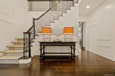 8 Serenite Lane, Muttontown, NY 11791 - Photo 8