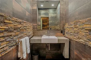 8 Serenite Ln, Muttontown, NY 11791 - Photo 32