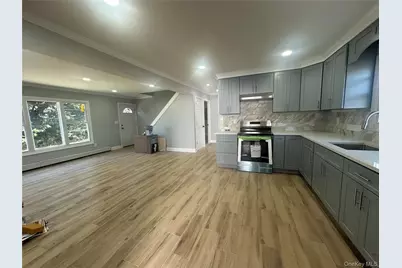 11 Belfry Lane, Hicksville, NY 11801 - Photo 2