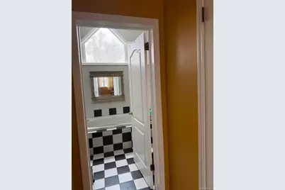 4 Greenlawn Road, Cortlandt Manor, NY 10567 - Photo 12