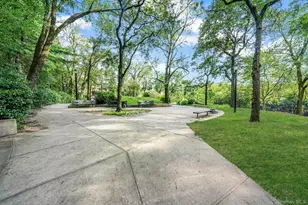 67-66 108th St, Forest Hills, NY 11375 - Photo 32